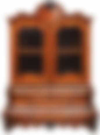 Display cabinet; An 18th century Dutch display cabinet (preview)