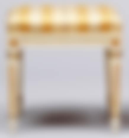 Stool (preview)