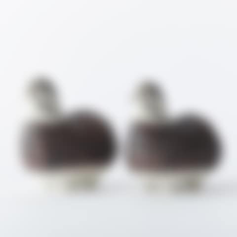 Figurines, a pair. "Steed" (preview)
