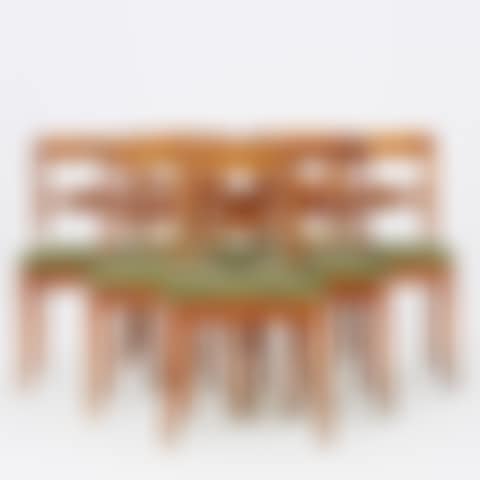 Chairs (preview)