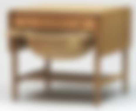 Sewing table, "AT 33" (preview)