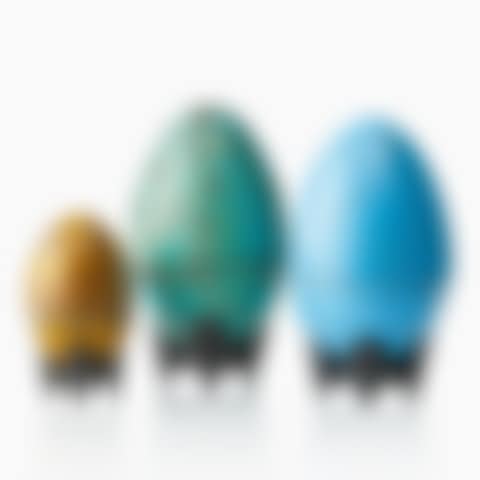 Sculptures in the form of eggs, three pieces (preview)