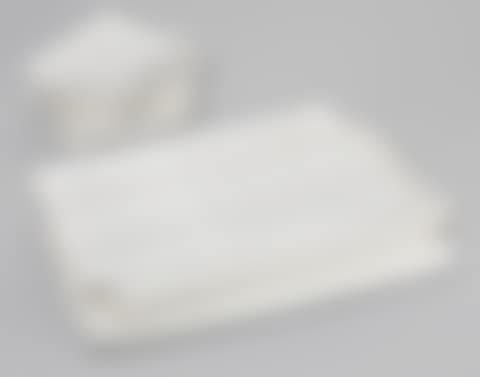 Tablecloths, three pieces and 45 serviettes (preview)
