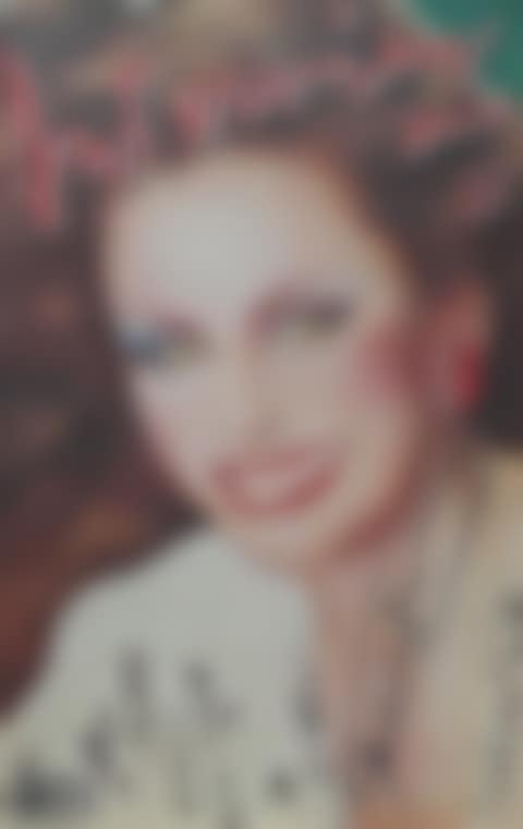 Interview magazine (preview)