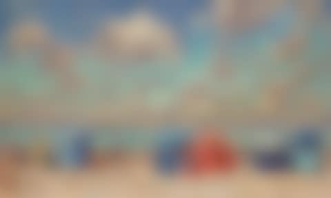 On the beach, at high tide (preview)