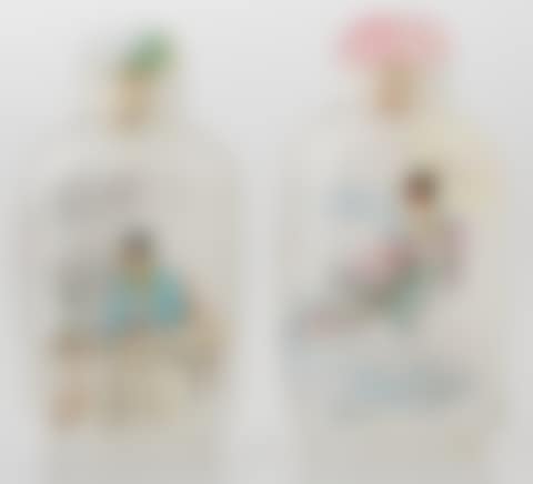 Snuff bottles, two pieces Glass (preview)