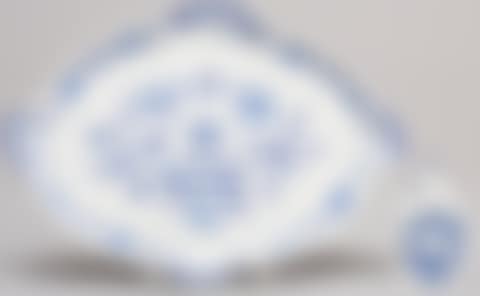 Serving platter and tea box (preview)