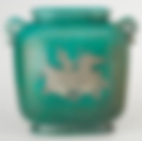 Urn (preview)