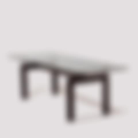 Dining table (preview)
