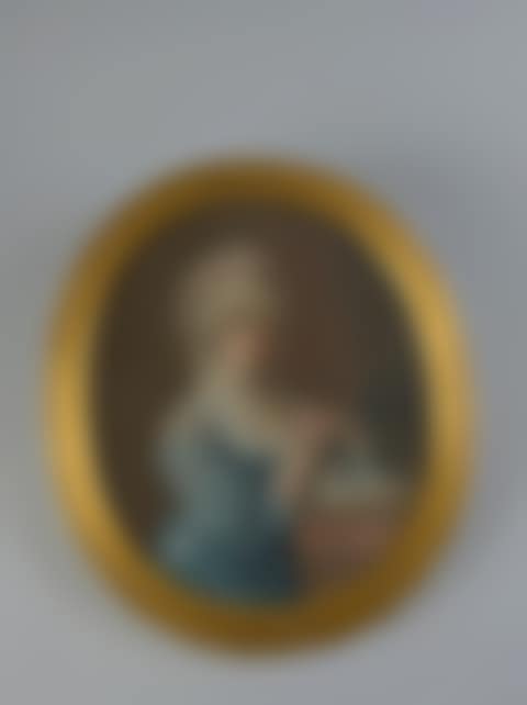 Young girl with doves (preview)