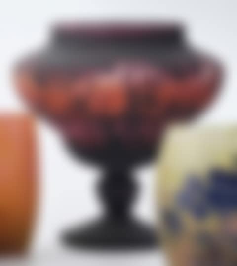 Cup on pedestal (preview)