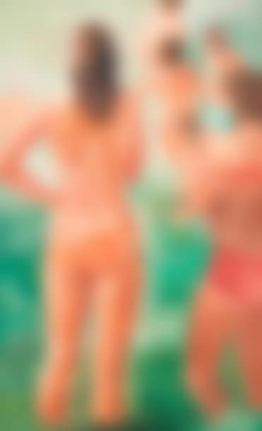 Naked woman (preview)