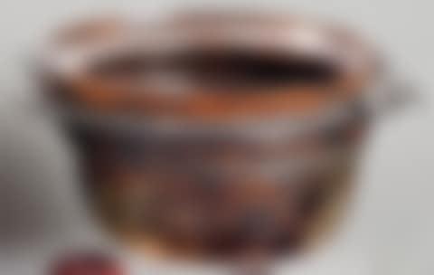 Bubbled glass cup, interlayer decoration of gold leaves (preview)