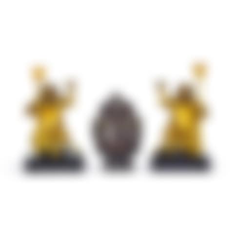 A pair of gilt-bronze figures, Qing dynasty, and a bronze archaistic covered vessel, hu, late Ming dynasty | 清 鎏金銅羅漢像一對 及 明末 局部鎏金銅提梁蓋壺 (preview)