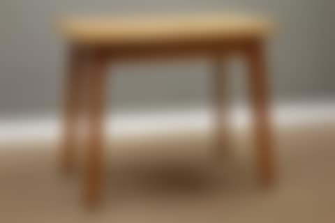 side/dining table (preview)