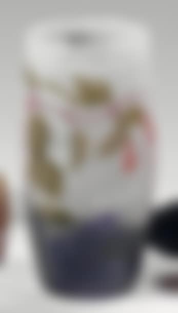 Cylindrical vase (preview)