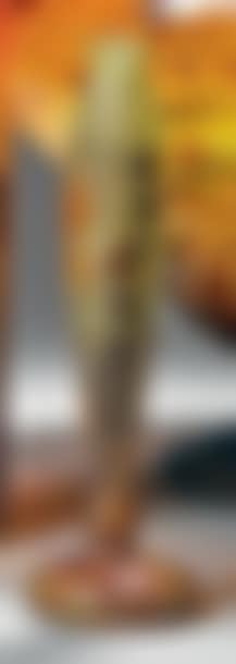 Baluster vase on pedestal (preview)