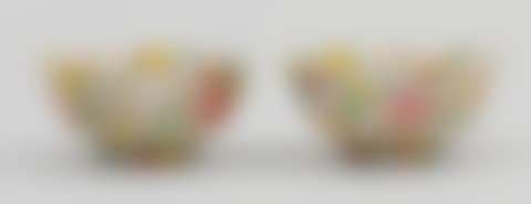 A pair of Chinese famille rose ‘mille fleur" bowls (preview)