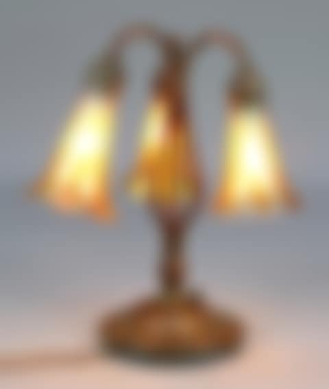 Patinated bronze and favrile glass tulip lamp (preview)