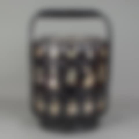 Chinese black lacquer food basket with mother of pearl-inlay (preview)