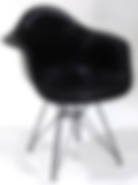 DKR vinyl shell chair (preview)