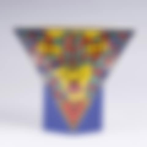 Sculptural vase "No. 2 Spirit of Art - Series TriBeCa" (preview)