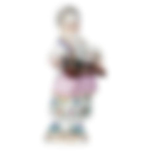 Figure "Girl with hurdy-gurdy" (preview)