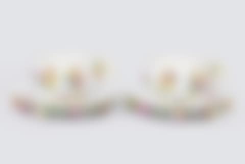 Pair of cups with plastic flower decoration (preview)