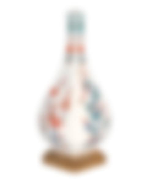 Rare sake bottle with Kakiemon motifs (preview)