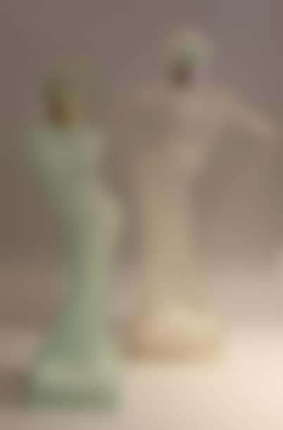 A large dummy glass bottle and a dummy plastic bottle (preview)
