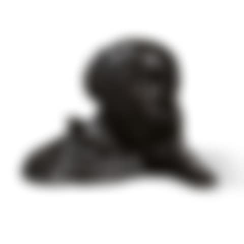 Portrait, head resting on hand (preview)