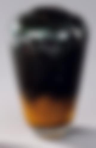 Shouldered vase (preview)