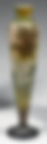 Large baluster-shaped vase on pedestal (preview)