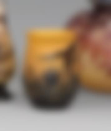 Ovoid-shaped vase with a slightly flared neck (preview)