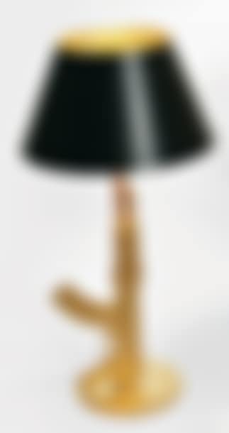 “Gun” table lamp (preview)