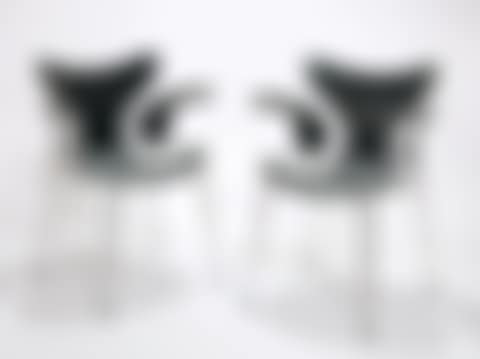 Pair of chairs, model “3208 Seagull” (preview)
