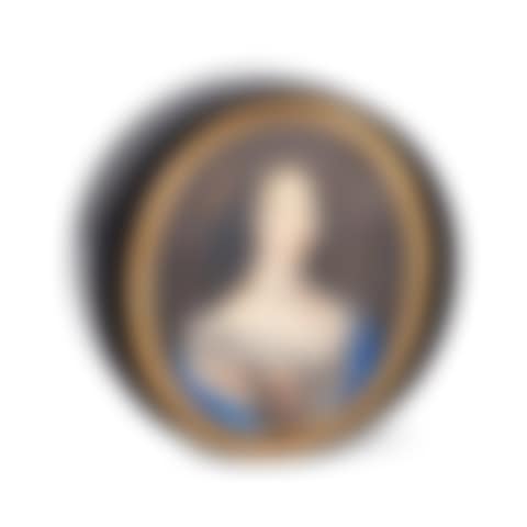 An 18th century tortoiseshell and gold mounted portrait box (preview)