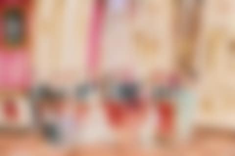 Royal Friends (preview)