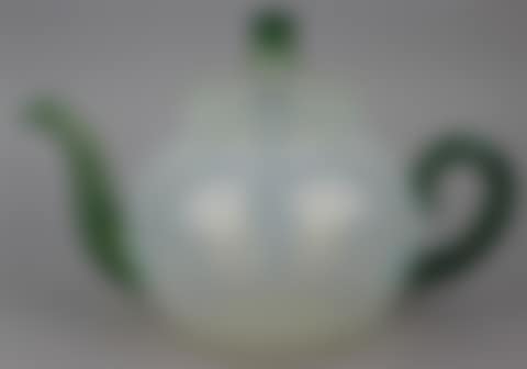 OPALESCENT GLASS TEAPOT AND COVER (preview)