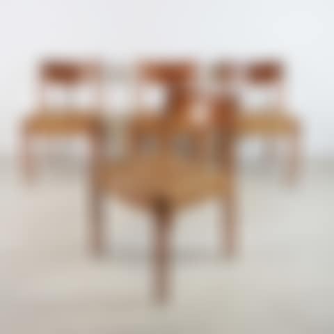 Set of four chairs (preview)