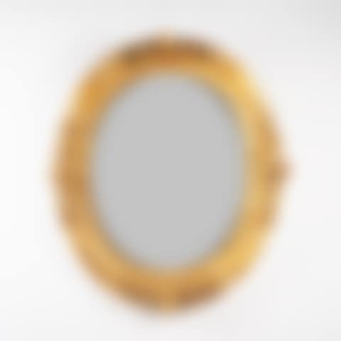 Oval-shaped mirror (preview)