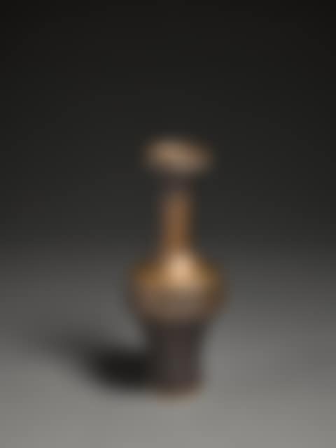 Long-Necked Narrow Vase (preview)