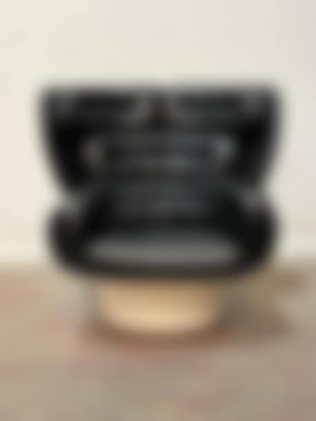 Elda armchair (preview)