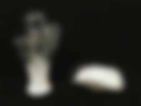Vase and plate (preview)