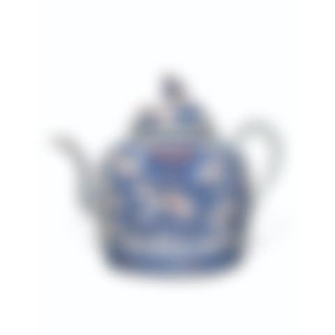 A CHINESE UNDERGLAZE BLUE AND IRON-RED PORCELAIN TEAPOT AND COVER (preview)