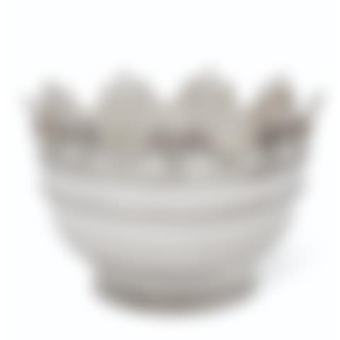 A QUEEN ANNE SILVER MONTEITH  (preview)