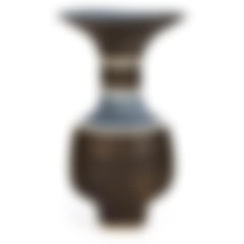 Porcelain bottle vase (preview)