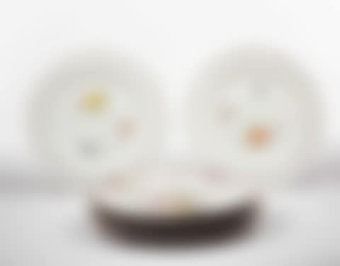 A pair of Meissen plates (preview)