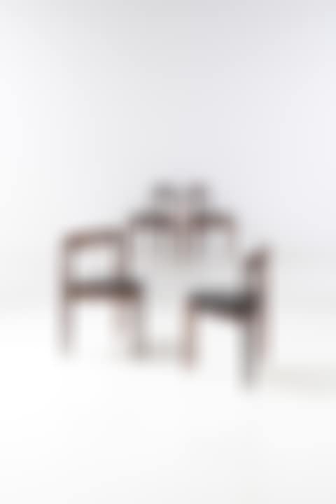 Suite of four chairs (preview)