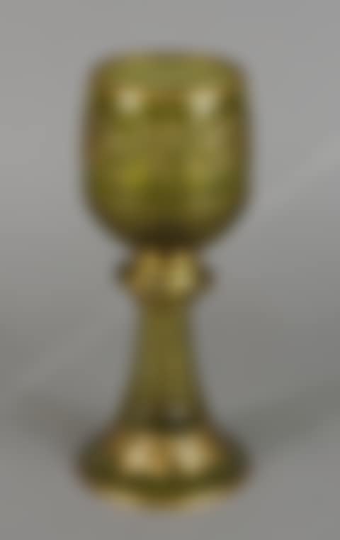 Large crystal goblet with gilding (preview)